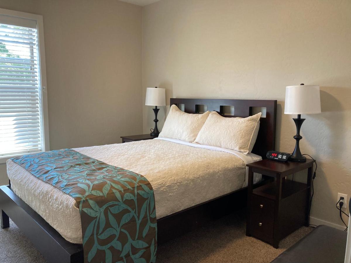 Bell & Main Alamosa Studio Suite-Walking Distance To Downtown Ngoại thất bức ảnh